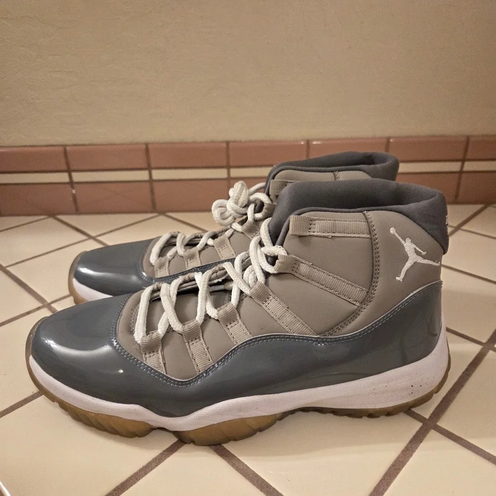 Air Jordan 11 Retro Cool Grey 2021 Mens Size 11 CT8012-005 Gray Basketball Shoes